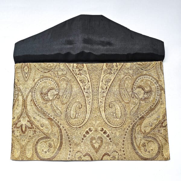 Rakusu Pouch Gold Paisley allows you to store and carry your rakusu with care and respect