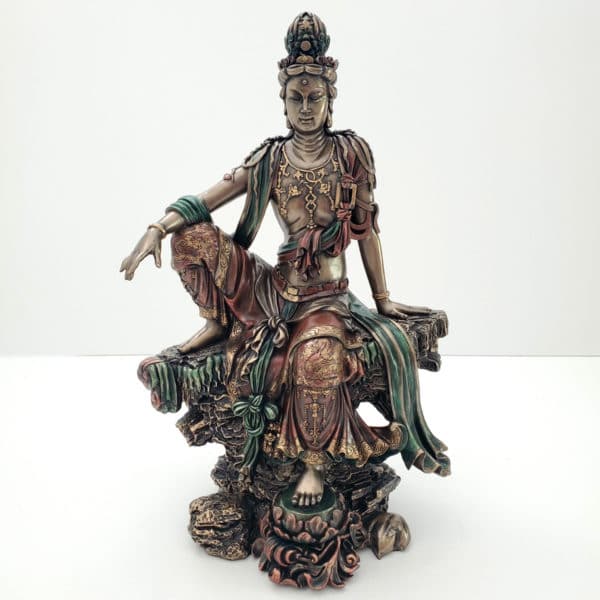 kuan yin statue seated