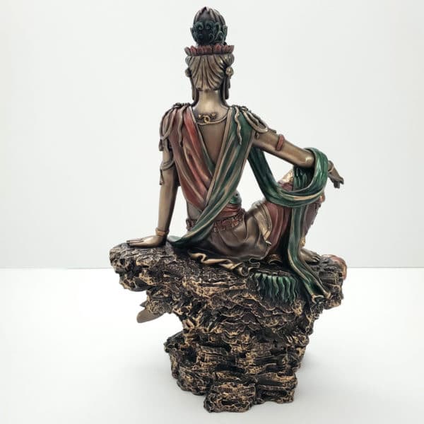 seated kuan yin back