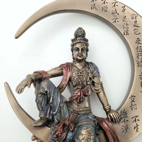 moon-sitting-kuan-yin