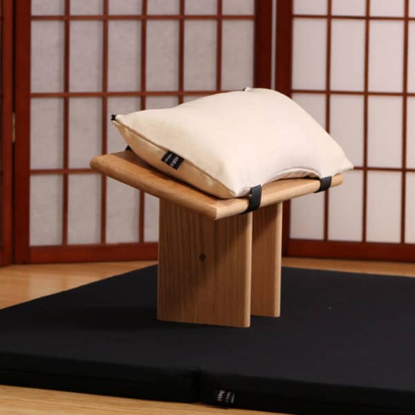Center bench for kneeling meditation with natural bench cushion
