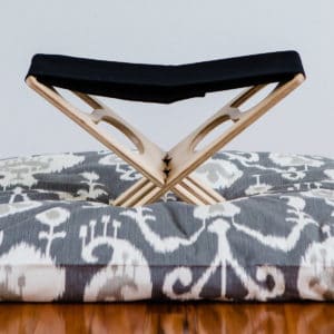 Nomad meditation bench on zabuton meditation cushion