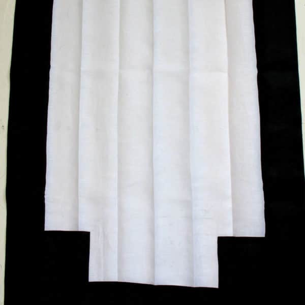 Displayed zagu bowing cloth