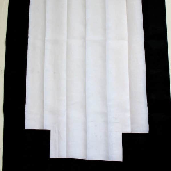 Displayed zagu bowing cloth