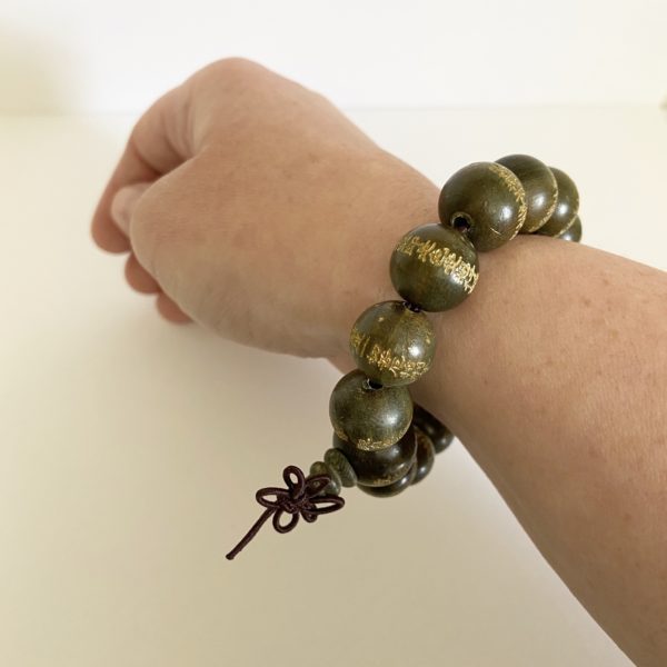 mala-wrist-verawood-heart-sutra-wood