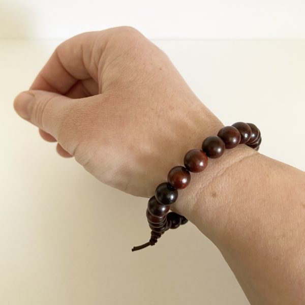 mala-wrist-rosewood