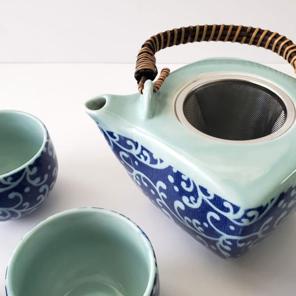 Waves Tea Set