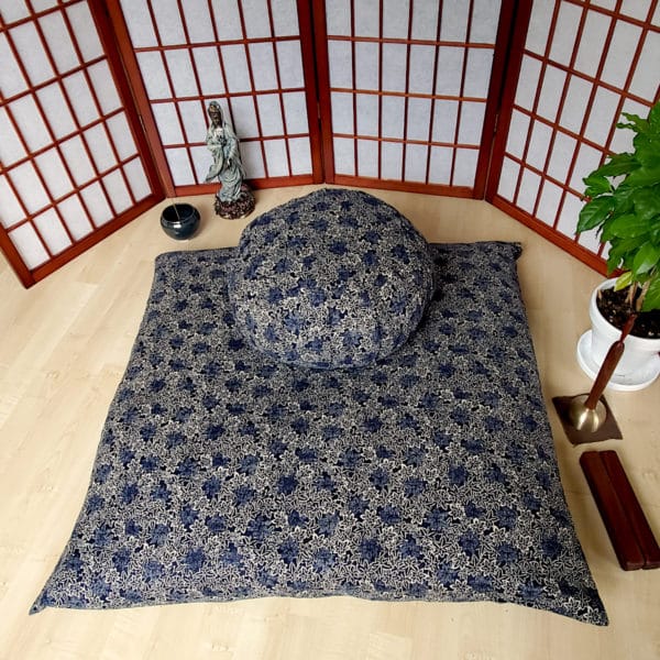 japanese-maple-cushion-set2