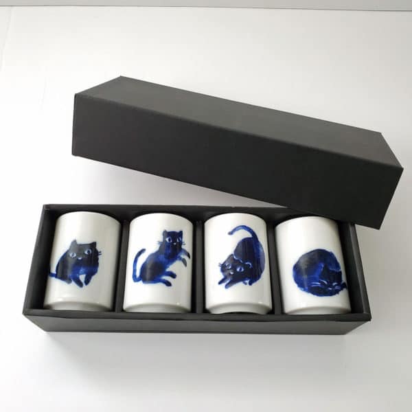 Cat teacup set