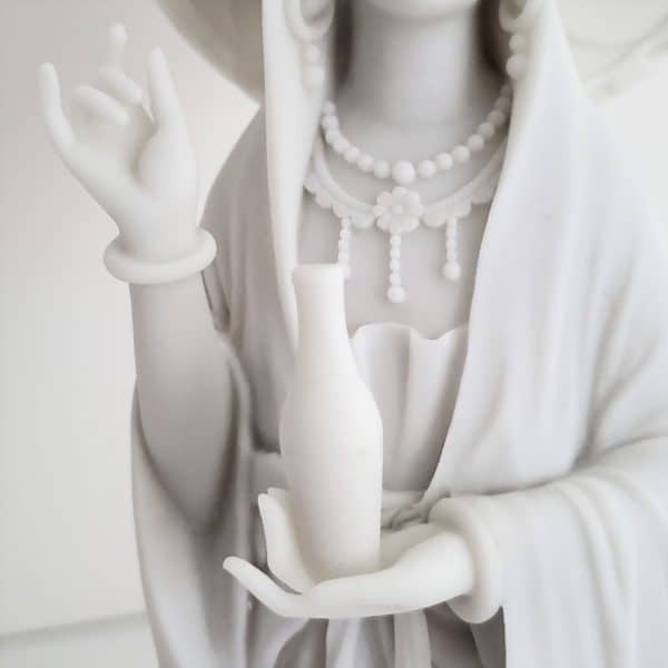 kuan-yin-standing-on-lotus