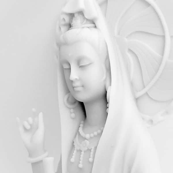 kuan-yin-standing-on-lotus